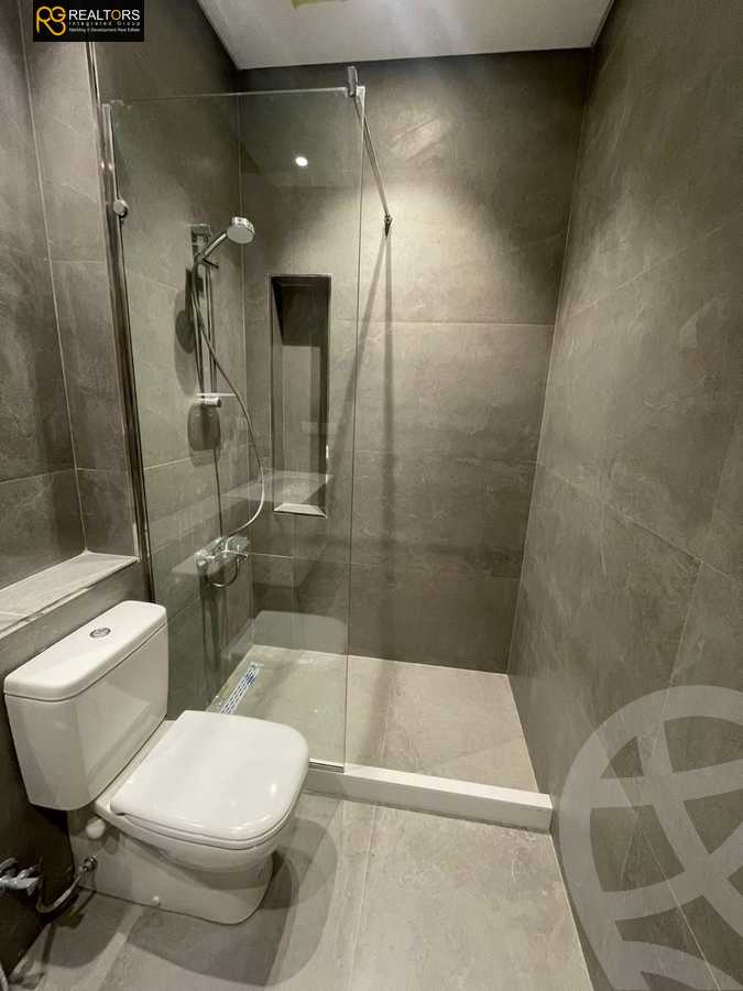 https://aqarmap.com.eg/ar/listing/5428012-for-rent-cairo-el-sheikh-zayed-city-compounds-the-courtyard