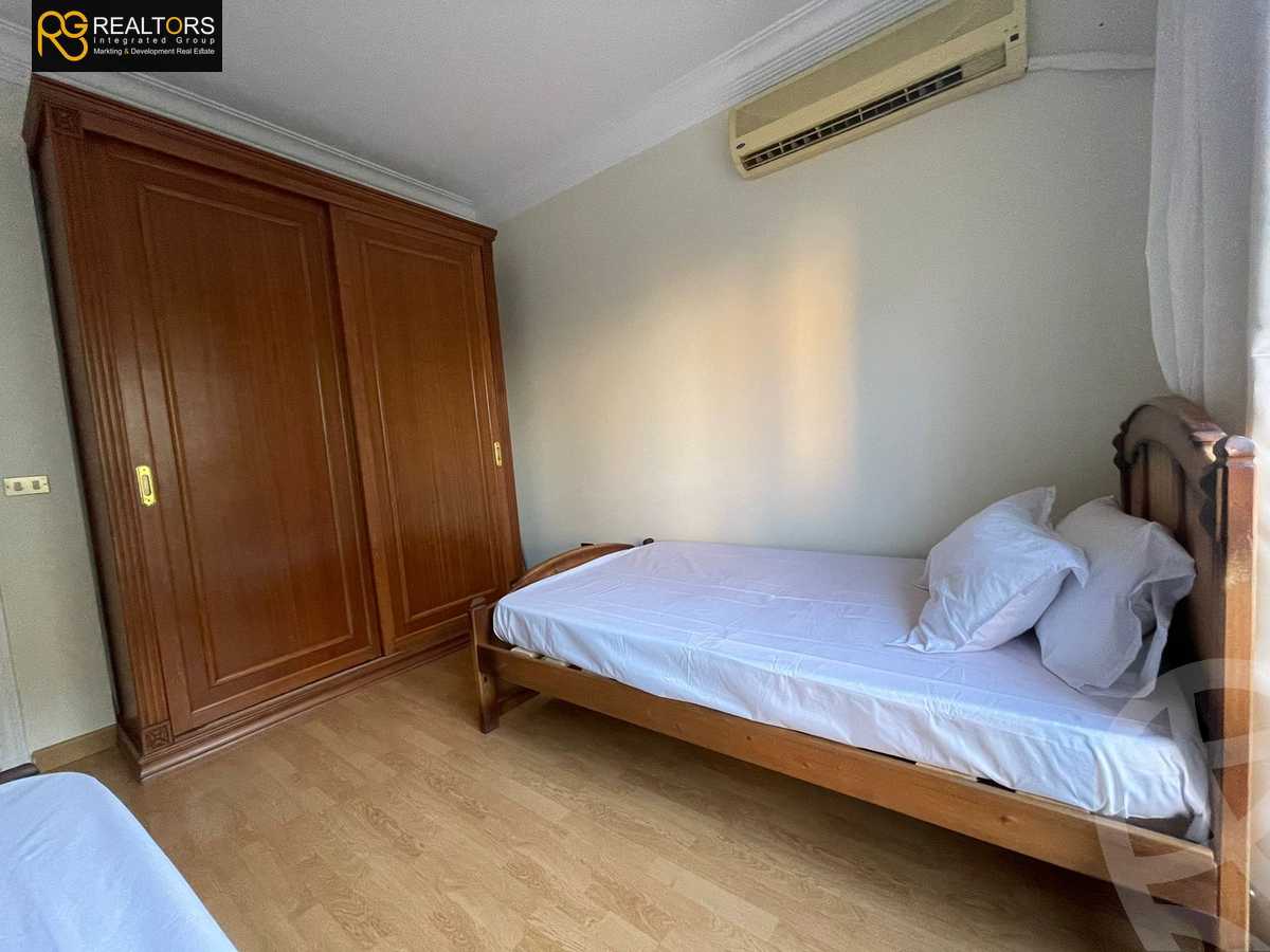 https://aqarmap.com.eg/ar/listing/5428203-for-sale-cairo-el-sheikh-zayed-city-compounds-zayed-2000