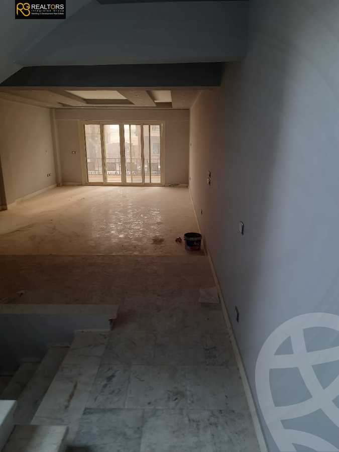 https://aqarmap.com.eg/ar/listing/5428521-for-sale-cairo-6th-of-october-compounds-pyramids-walk