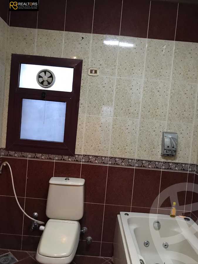 https://aqarmap.com.eg/en/listing/5428716-for-sale-cairo-el-sheikh-zayed-city-compounds-hadayek-el-mohandiseen