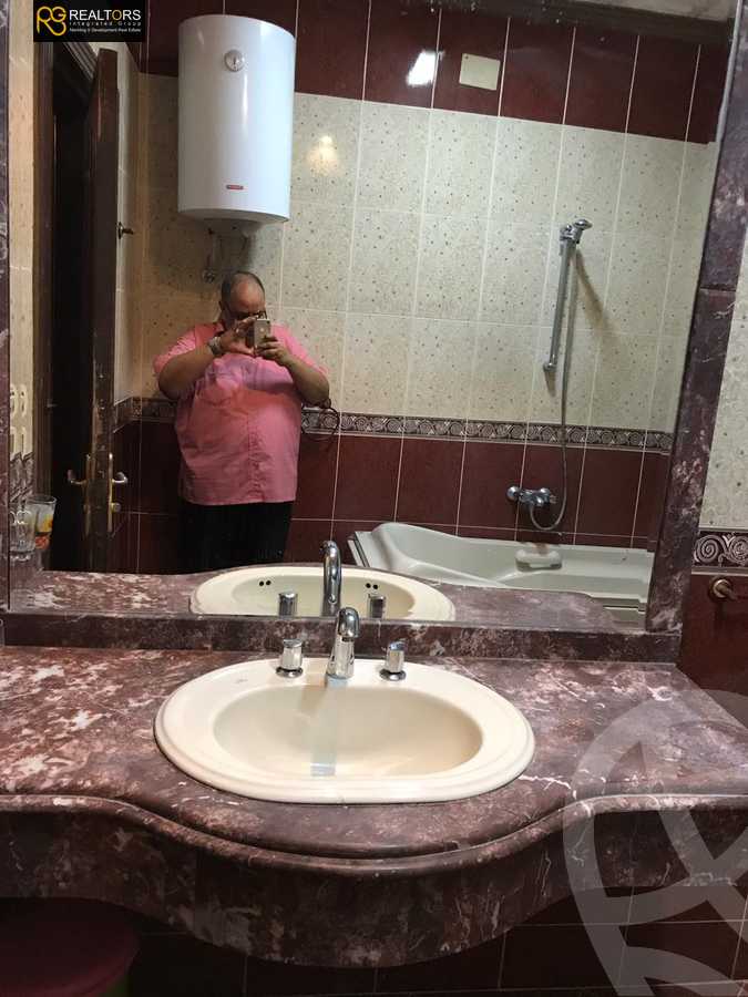 https://aqarmap.com.eg/en/listing/5428716-for-sale-cairo-el-sheikh-zayed-city-compounds-hadayek-el-mohandiseen
