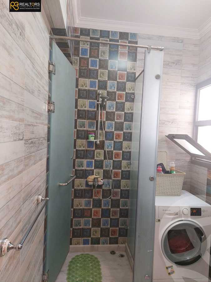 https://aqarmap.com.eg/ar/listing/5446901-for-sale-cairo-6th-of-october-compounds-reem-residence