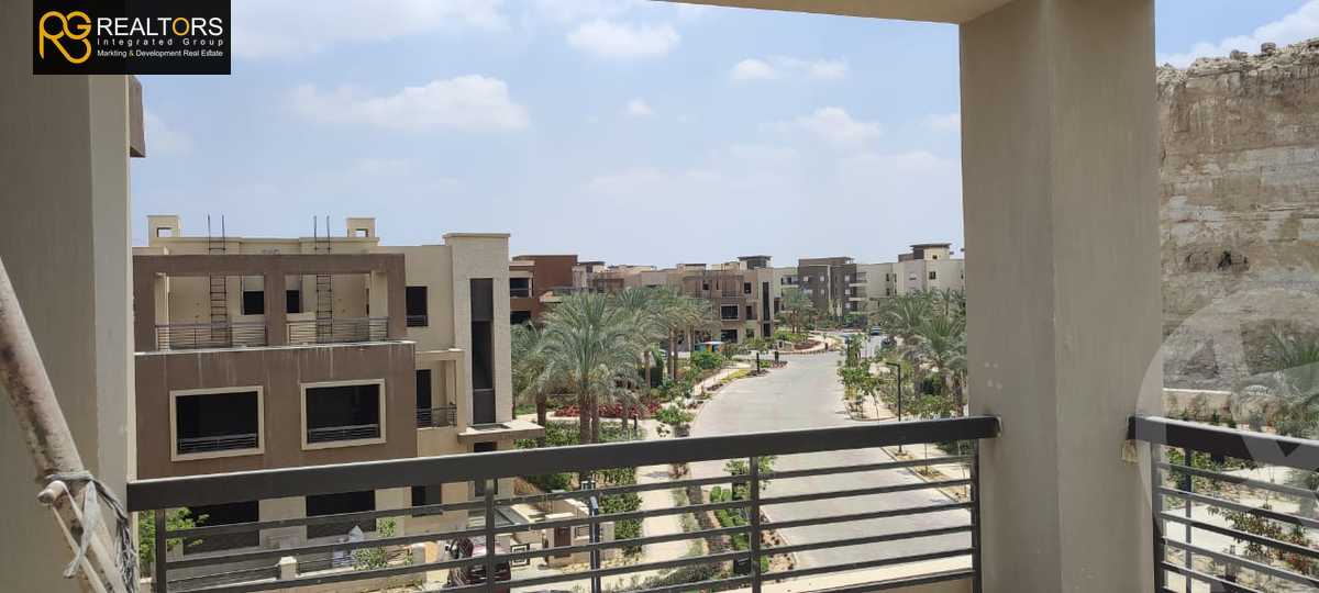 https://aqarmap.com.eg/ar/listing/5451072-for-sale-cairo-6th-of-october-compounds-new-giza-wyst-rydj-ryzydns-nyw-jyz-llttwyr-l-qry