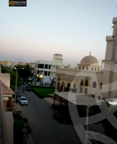 https://aqarmap.com.eg/en/listing/5451087-for-sale-cairo-el-sheikh-zayed-city-compounds-el-yasmeen-compound