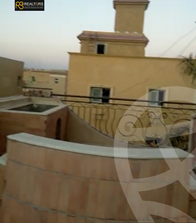 https://aqarmap.com.eg/en/listing/5451087-for-sale-cairo-el-sheikh-zayed-city-compounds-el-yasmeen-compound