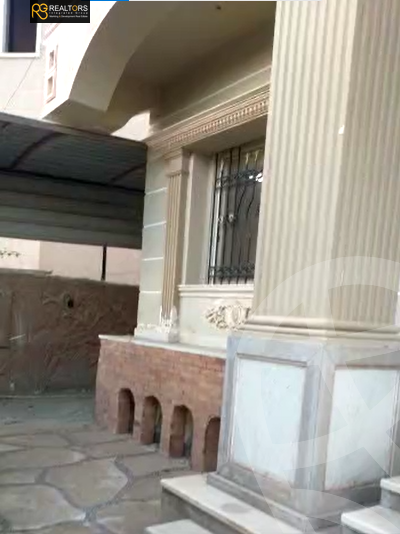 https://aqarmap.com.eg/en/listing/5451087-for-sale-cairo-el-sheikh-zayed-city-compounds-el-yasmeen-compound