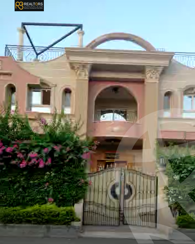 https://aqarmap.com.eg/en/listing/5451087-for-sale-cairo-el-sheikh-zayed-city-compounds-el-yasmeen-compound