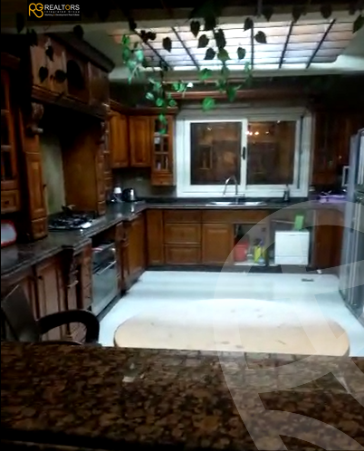 https://aqarmap.com.eg/en/listing/5451087-for-sale-cairo-el-sheikh-zayed-city-compounds-el-yasmeen-compound