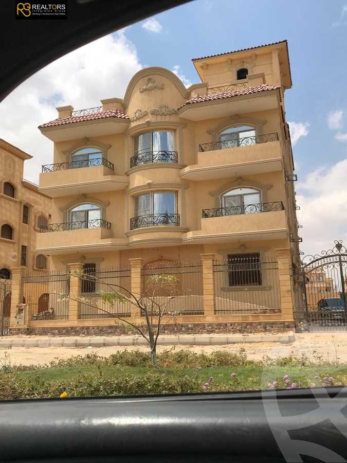 https://aqarmap.com.eg/en/listing/5456384-for-sale-cairo-6th-of-october-garb-someed-neighborhood-1st