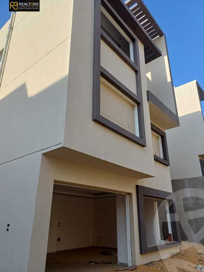 https://aqarmap.com.eg/en/listing/5474464-for-sale-cairo-el-sheikh-zayed-city-lshykh-zyd-ljdyd-zayed-greens