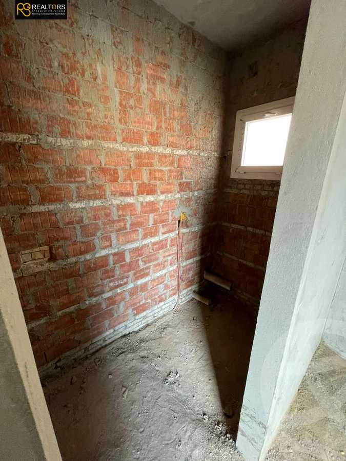 https://aqarmap.com.eg/ar/listing/5474780-for-sale-cairo-el-sheikh-zayed-city-compounds-zayed-regency