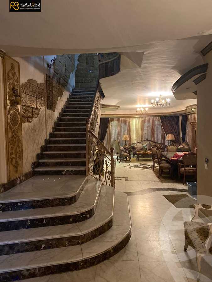 https://aqarmap.com.eg/en/listing/5474821-for-sale-cairo-el-sheikh-zayed-city-compounds-el-yasmeen-compound