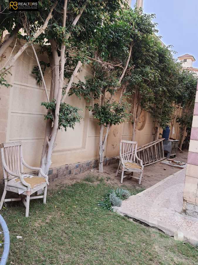 https://aqarmap.com.eg/en/listing/5474821-for-sale-cairo-el-sheikh-zayed-city-compounds-el-yasmeen-compound
