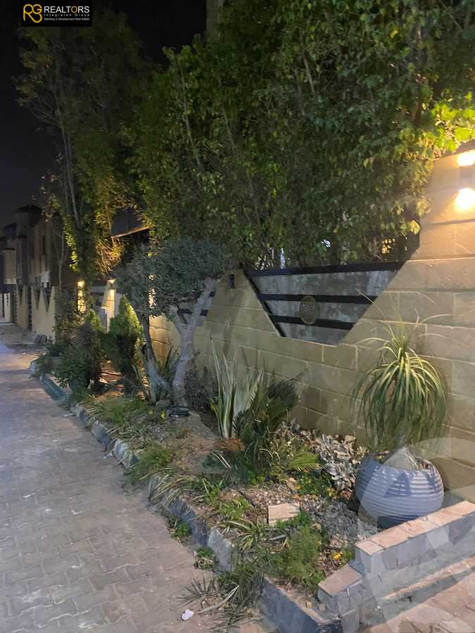 https://aqarmap.com.eg/en/listing/5474826-for-sale-cairo-6th-of-october-compounds-green-plaza-compound-qebaa