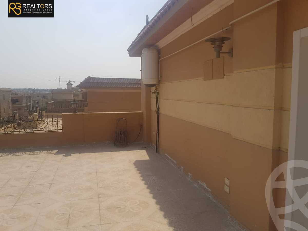 https://aqarmap.com.eg/en/listing/5474924-for-sale-cairo-el-sheikh-zayed-city-compounds-el-yasmeen-compound