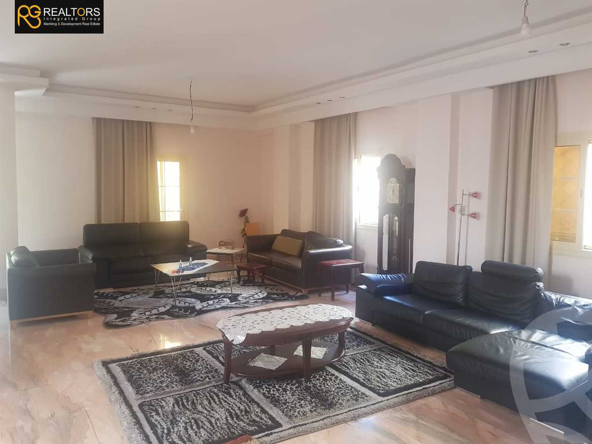 https://aqarmap.com.eg/en/listing/5474924-for-sale-cairo-el-sheikh-zayed-city-compounds-el-yasmeen-compound