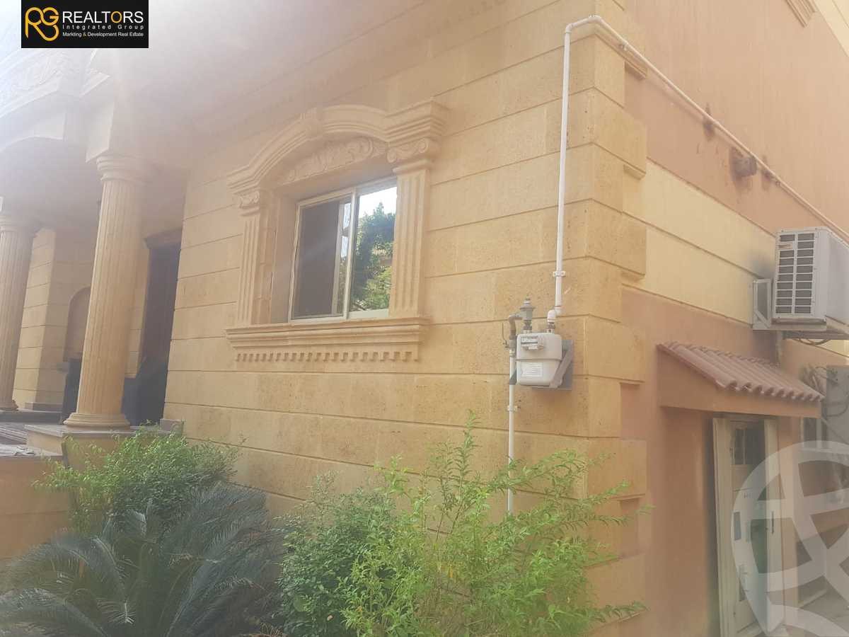 https://aqarmap.com.eg/en/listing/5474924-for-sale-cairo-el-sheikh-zayed-city-compounds-el-yasmeen-compound