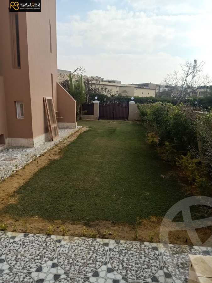 https://aqarmap.com.eg/en/listing/5477858-for-sale-cairo-6th-of-october-compounds-mena-garden-city