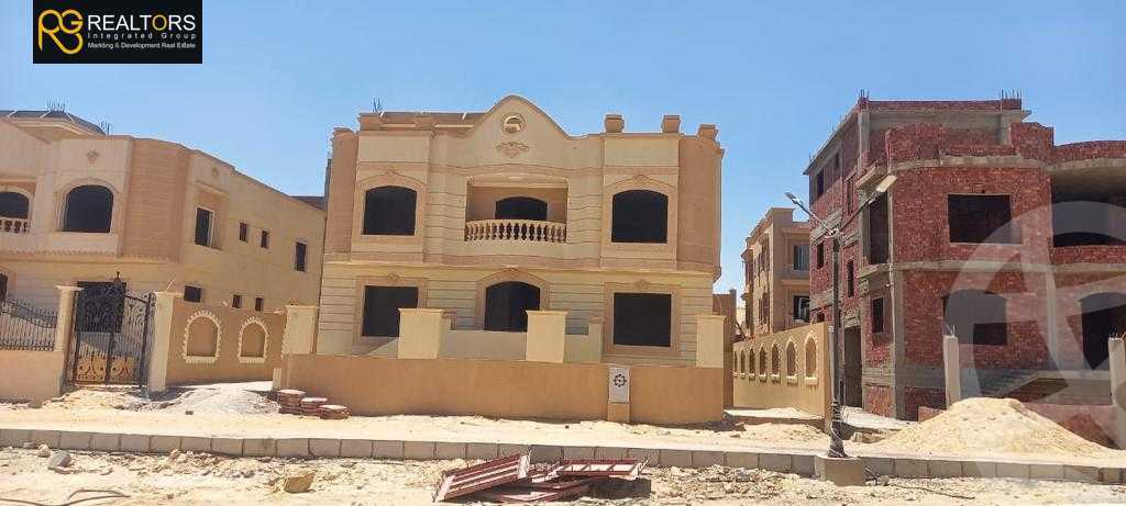 https://aqarmap.com.eg/ar/listing/5477865-for-sale-cairo-6th-of-october-compounds-el-shorouk-compound