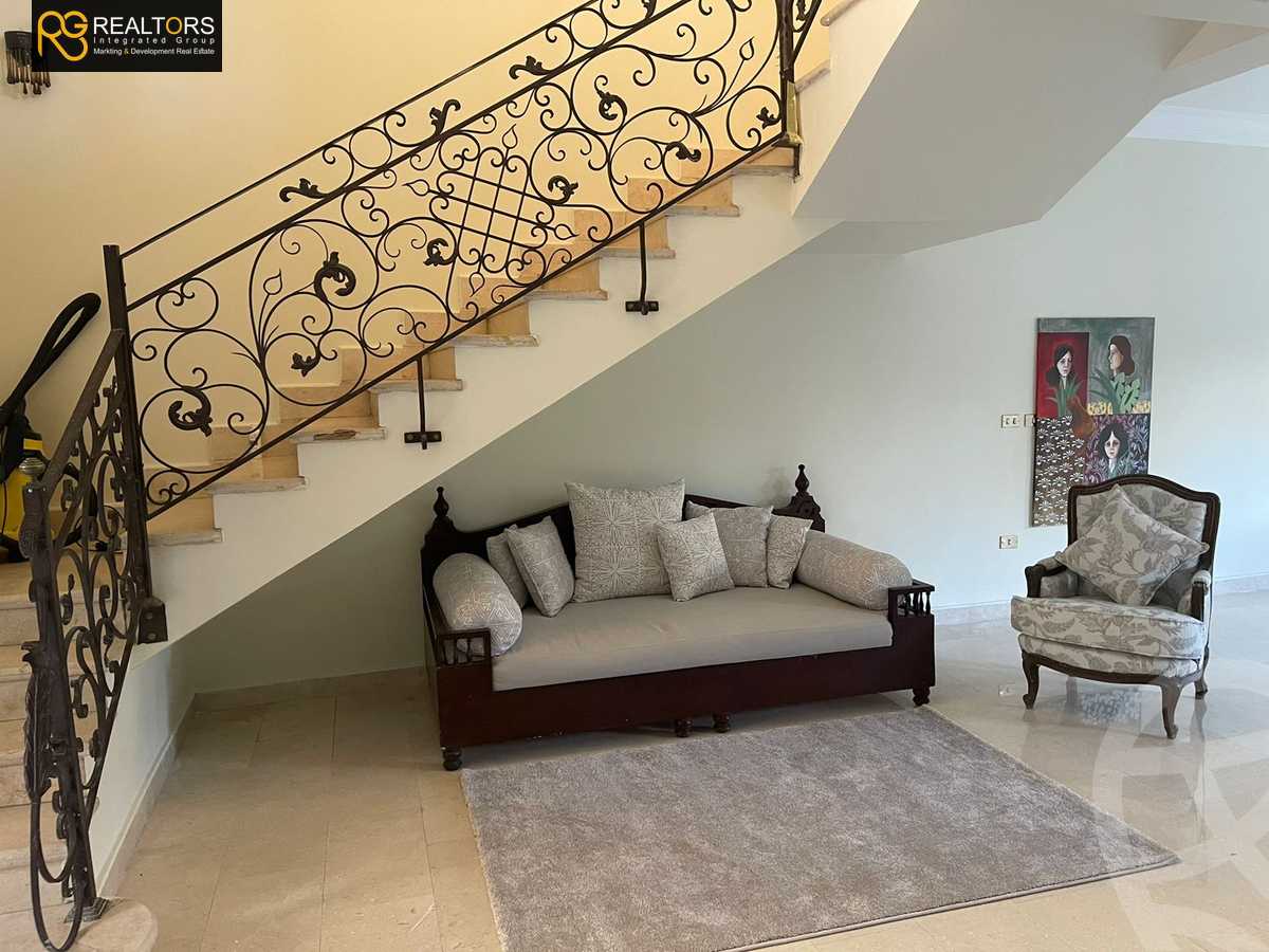 https://aqarmap.com.eg/ar/listing/5506190-for-sale-cairo-el-sheikh-zayed-city-compounds-zayed-2000