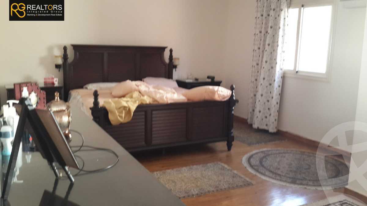 https://aqarmap.com.eg/ar/listing/5508656-for-sale-cairo-el-sheikh-zayed-city-compounds-el-yasmeen-compound
