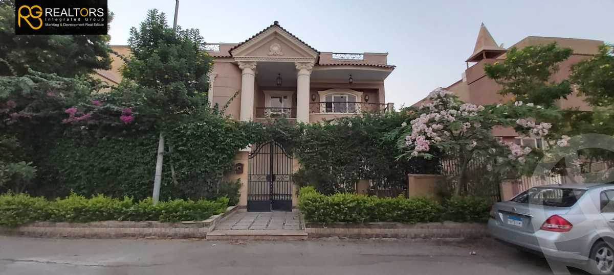 https://aqarmap.com.eg/ar/listing/5508656-for-sale-cairo-el-sheikh-zayed-city-compounds-el-yasmeen-compound