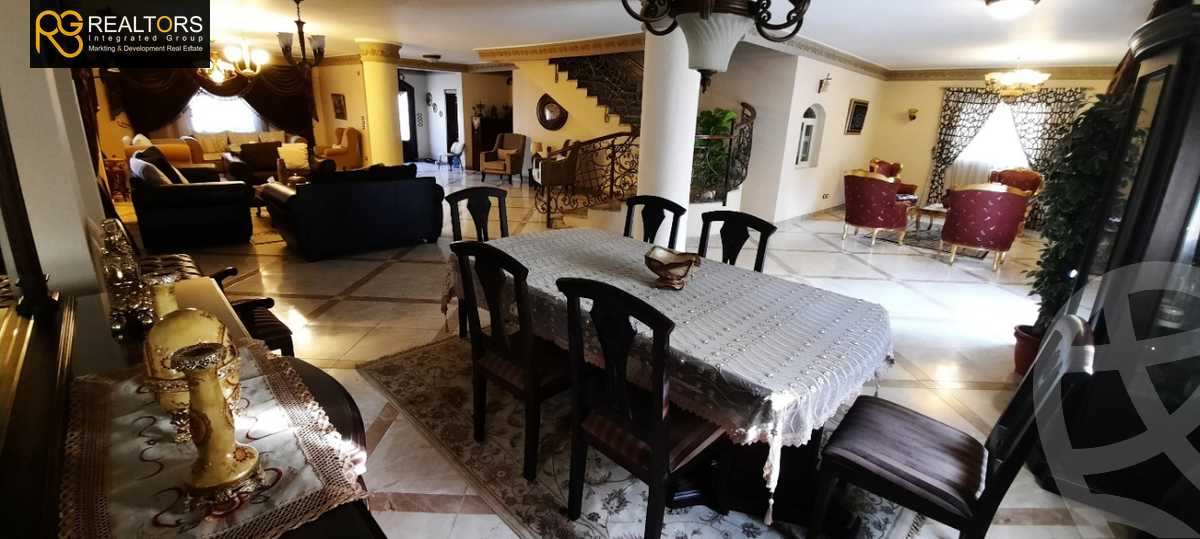 https://aqarmap.com.eg/ar/listing/5508656-for-sale-cairo-el-sheikh-zayed-city-compounds-el-yasmeen-compound