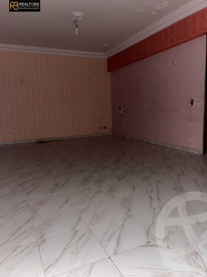https://aqarmap.com.eg/en/listing/5508697-for-sale-cairo-6th-of-october-compounds-mena-garden-city