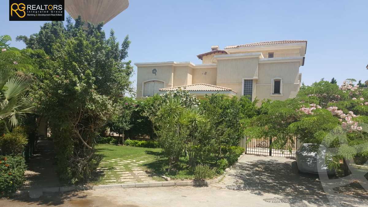 https://aqarmap.com.eg/en/listing/5508724-for-sale-cairo-6th-of-october-compounds-royal-hills