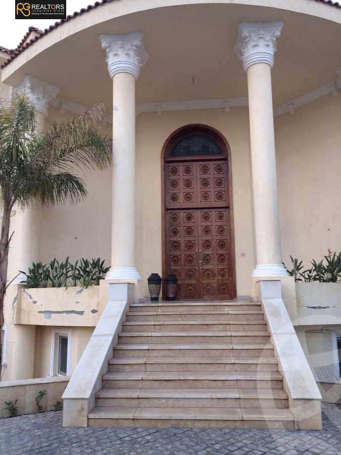 https://aqarmap.com.eg/en/listing/5508755-for-sale-cairo-6th-of-october-compounds-royal-hills