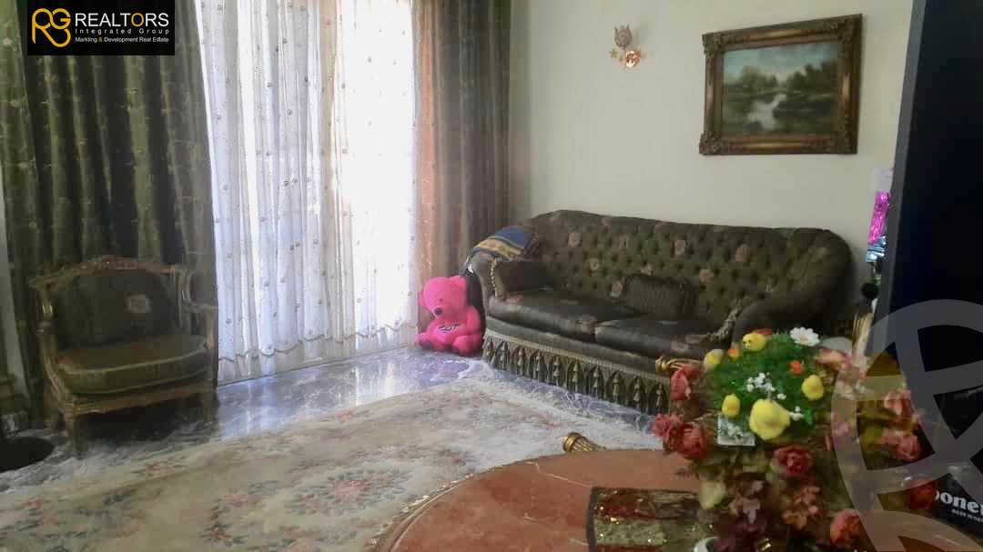 https://aqarmap.com.eg/ar/listing/5511967-for-sale-cairo-el-sheikh-zayed-city-compounds-hadayek-el-mohandiseen
