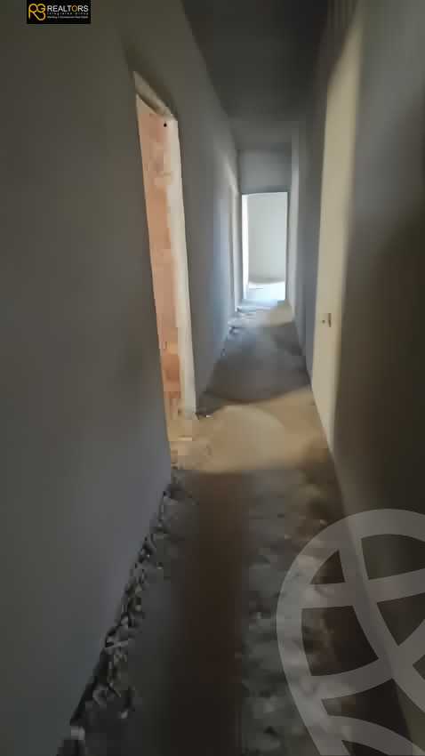 https://aqarmap.com.eg/en/listing/5516237-for-sale-cairo-el-sheikh-zayed-city-compounds-zayed-heights-compound