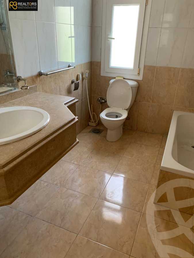 https://aqarmap.com.eg/en/listing/5553855-for-sale-cairo-el-sheikh-zayed-city-alex-cairo-desert-road-mntq-fr-y-btryq-skndryh-lshrwy