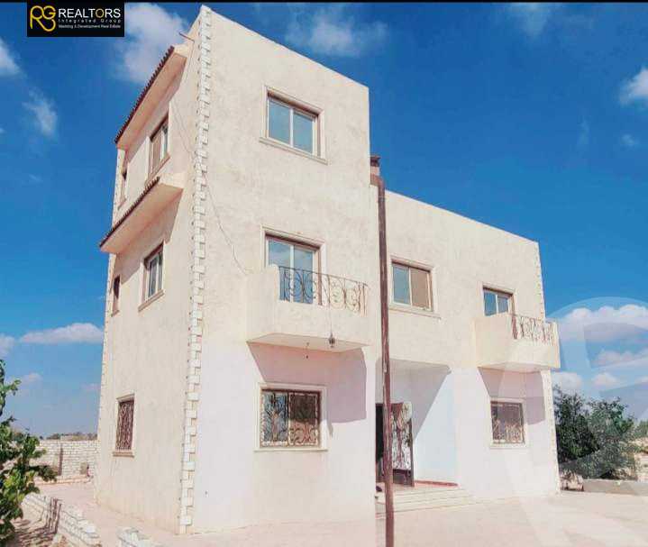 https://aqarmap.com.eg/ar/listing/5553975-for-sale-cairo-el-sheikh-zayed-city-lshykh-zyd-ljdyd-el-reef-el-oroby