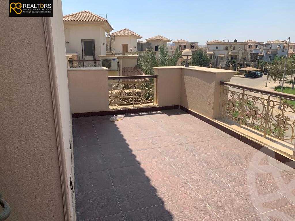 https://aqarmap.com.eg/ar/listing/5557015-for-sale-cairo-el-sheikh-zayed-city-compounds-royal-city