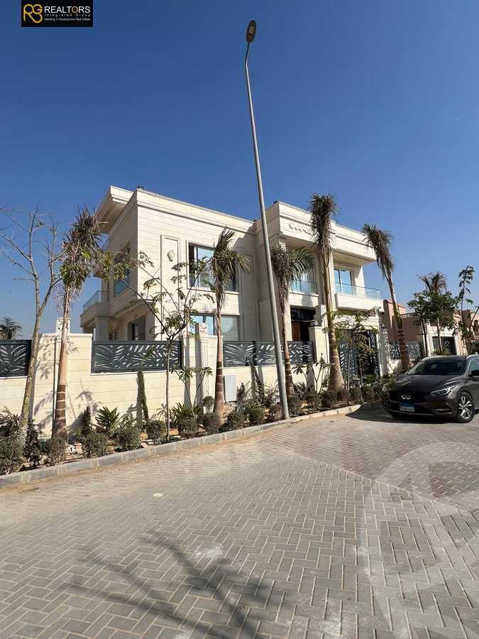 https://aqarmap.com.eg/ar/listing/5557087-for-sale-cairo-6th-of-october-compounds-l-fyd-lbstn