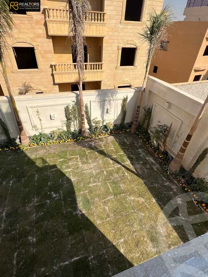 https://aqarmap.com.eg/ar/listing/5557087-for-sale-cairo-6th-of-october-compounds-l-fyd-lbstn