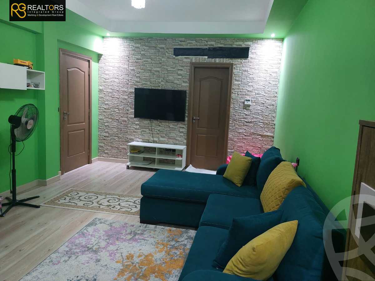 https://aqarmap.com.eg/ar/listing/5557191-for-sale-cairo-6th-of-october-compounds-reem-residence