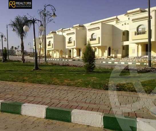 https://aqarmap.com.eg/en/listing/5583368-for-sale-cairo-6th-of-october-compounds-dream-land-flower-resort