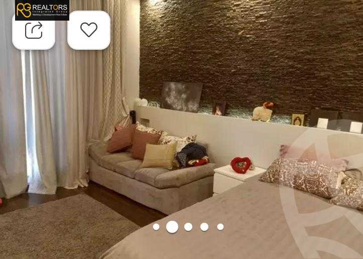 https://aqarmap.com.eg/ar/listing/5583925-for-sale-cairo-el-sheikh-zayed-city-compounds-royal-meadows