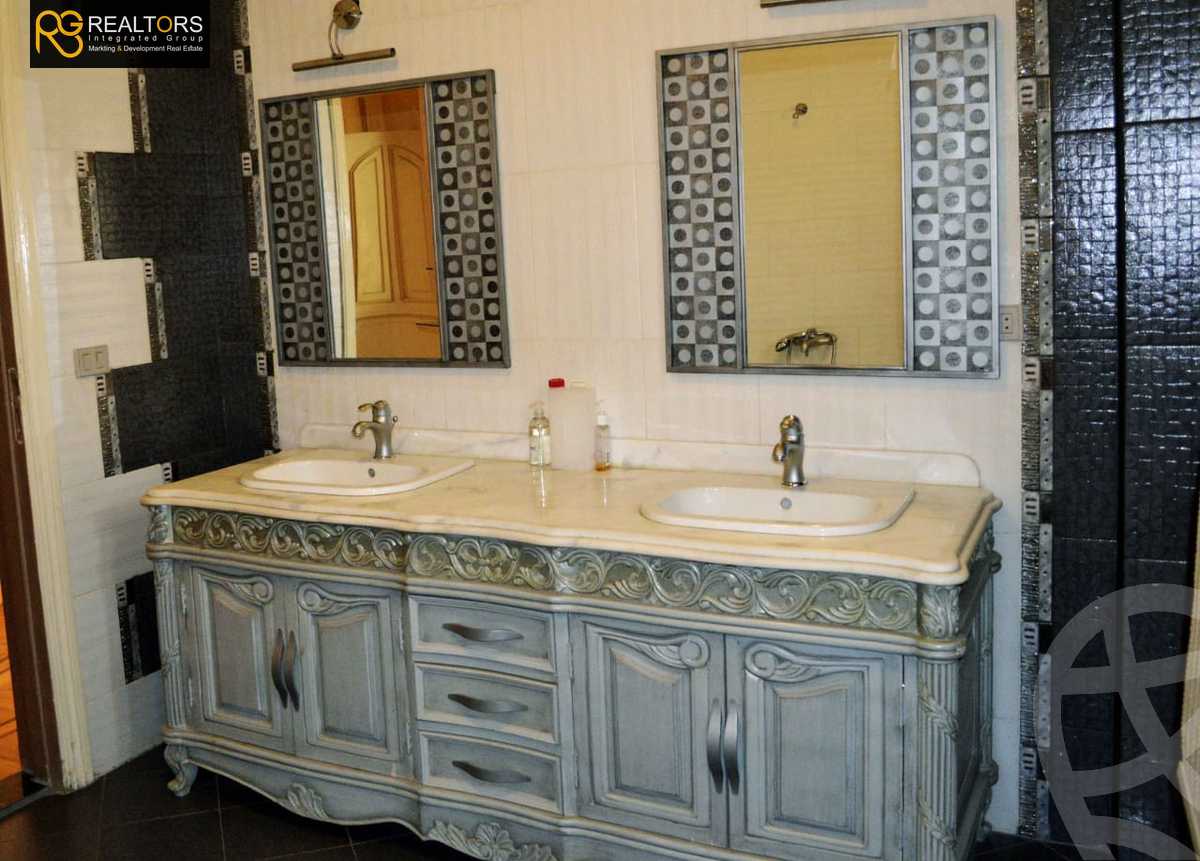 https://aqarmap.com.eg/en/listing/5584266-for-sale-cairo-el-sheikh-zayed-city-alex-cairo-desert-road