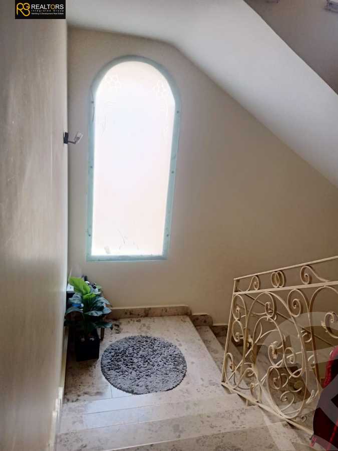 https://aqarmap.com.eg/en/listing/5594458-for-sale-cairo-el-sheikh-zayed-city-compounds-el-yasmeen-compound