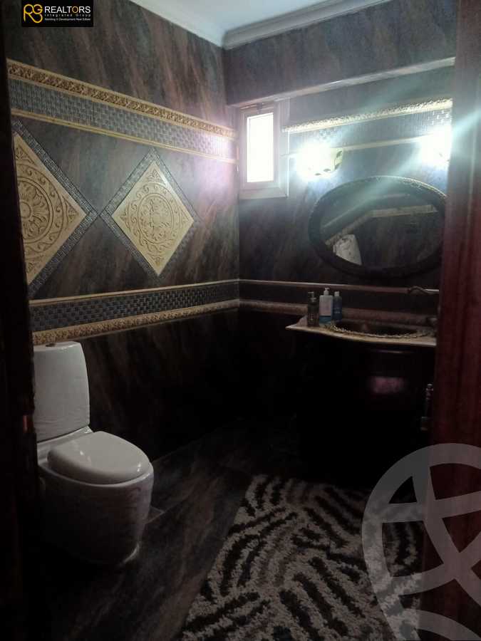 https://aqarmap.com.eg/en/listing/5594458-for-sale-cairo-el-sheikh-zayed-city-compounds-el-yasmeen-compound