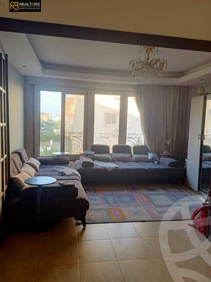 https://aqarmap.com.eg/en/listing/5594458-for-sale-cairo-el-sheikh-zayed-city-compounds-el-yasmeen-compound