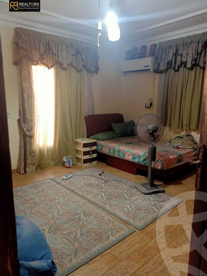 https://aqarmap.com.eg/en/listing/5594458-for-sale-cairo-el-sheikh-zayed-city-compounds-el-yasmeen-compound