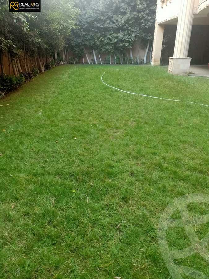 https://aqarmap.com.eg/en/listing/5594458-for-sale-cairo-el-sheikh-zayed-city-compounds-el-yasmeen-compound