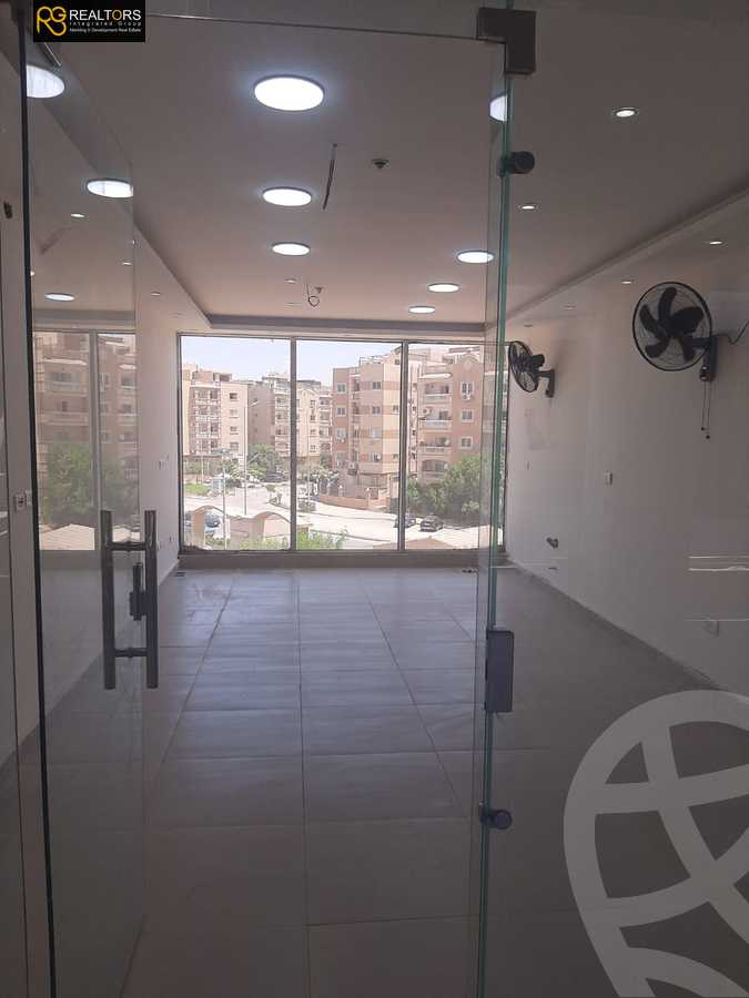 https://aqarmap.com.eg/en/listing/5594725-for-sale-cairo-6th-of-october-compounds-high-town
