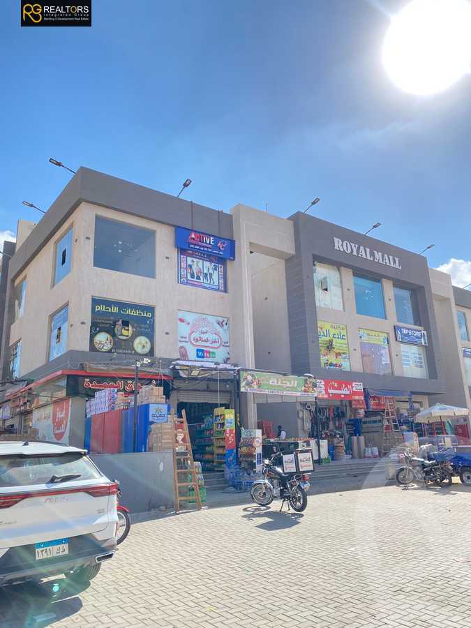 https://aqarmap.com.eg/en/listing/5594750-for-sale-cairo-6th-of-october-compounds-royal-plaza-mall-beyond-holding