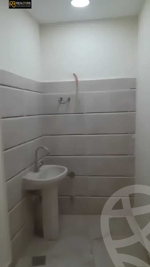 https://aqarmap.com.eg/ar/listing/5594770-for-sale-cairo-6th-of-october-hadaeq-october-kmbwnd-fy-hdyq-ktwbr-degla-gardens