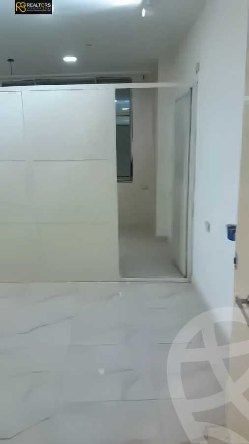 https://aqarmap.com.eg/ar/listing/5594770-for-sale-cairo-6th-of-october-hadaeq-october-kmbwnd-fy-hdyq-ktwbr-degla-gardens